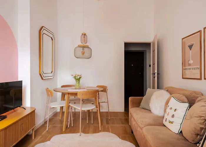 Rentplanet - Ruska Apartment *